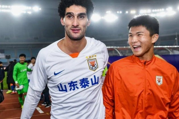 既然没有边后卫，为啥放走宋龙张英凯孙国文