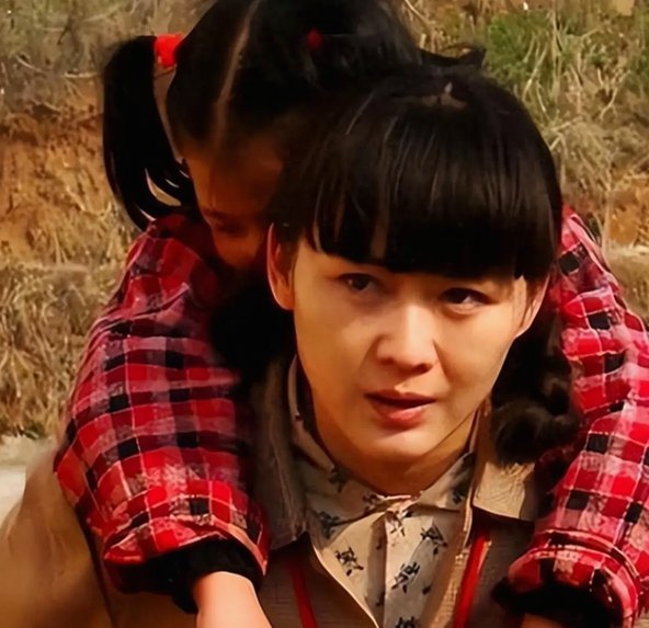 全国冠军退役人生 戴假肢的她成了别人的支柱