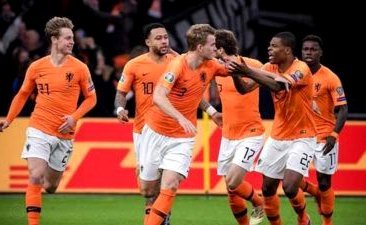 荷兰队或启用克鲁伊维特与萨默维尔替补西蒙斯