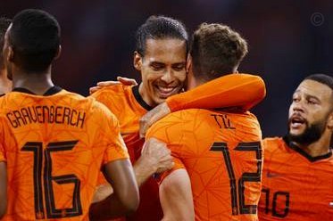 ESPN：荷兰或选择克鲁伊维特/萨默维尔等人，替受伤的西蒙斯