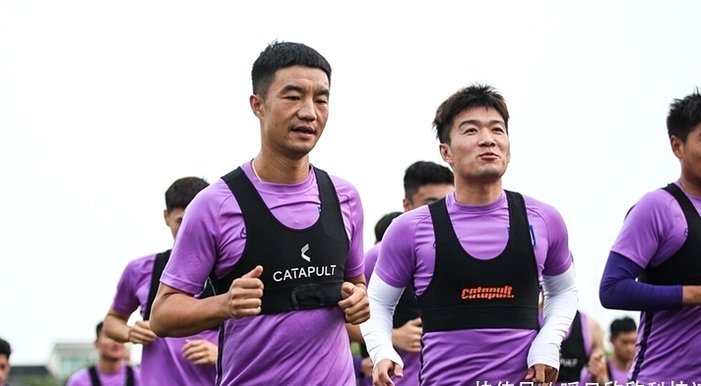 津媒：津门虎昨夜召开恳谈会，各方畅谈3个多小时