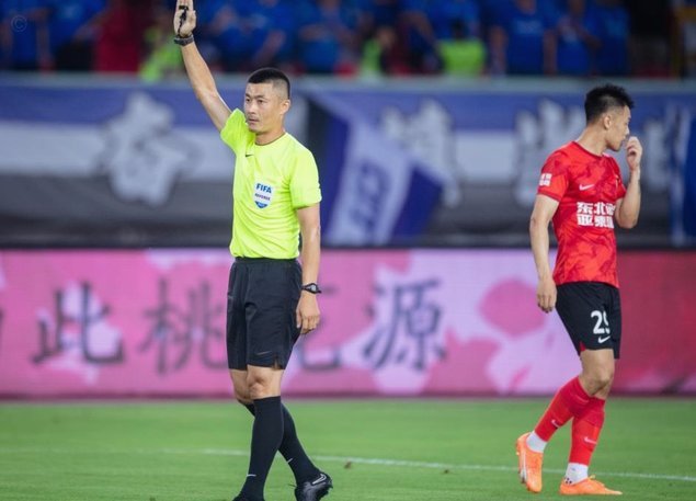 中国裁判世界杯“三位”上榜