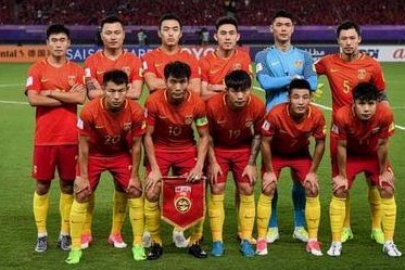 中国足球：为什么总有人不信我们爱它？