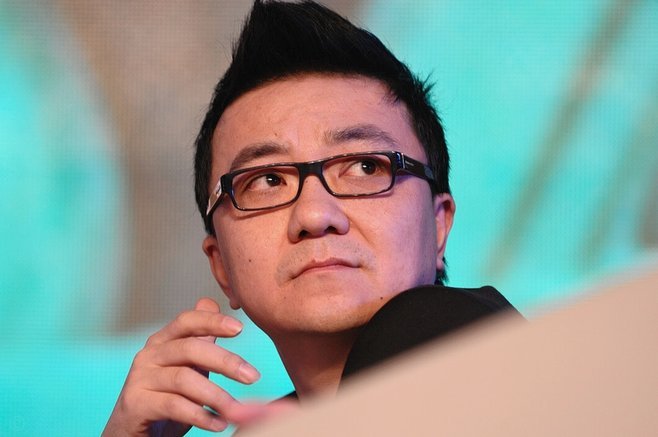 董路粉跟蓝白粉高度重合