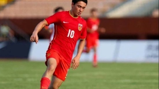 中国U17 vs 欧洲劲旅勒沃库森：帅徐秦三人领衔锋线